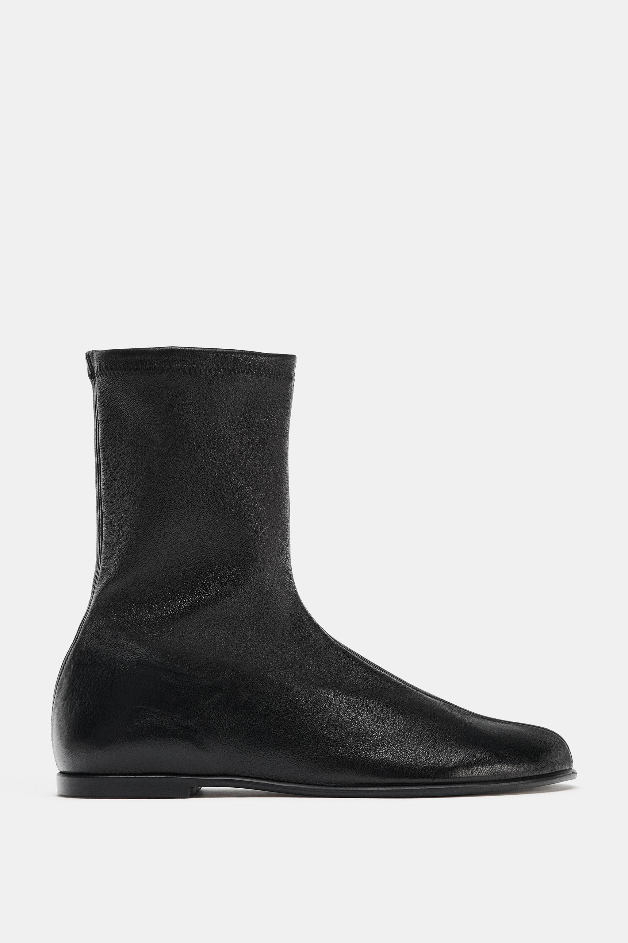 SOFT LEATHER ANKLE BOOTS